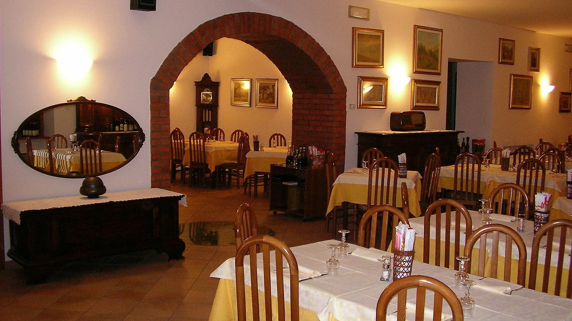Hotel La Pergola Moniga del Garda 3*,