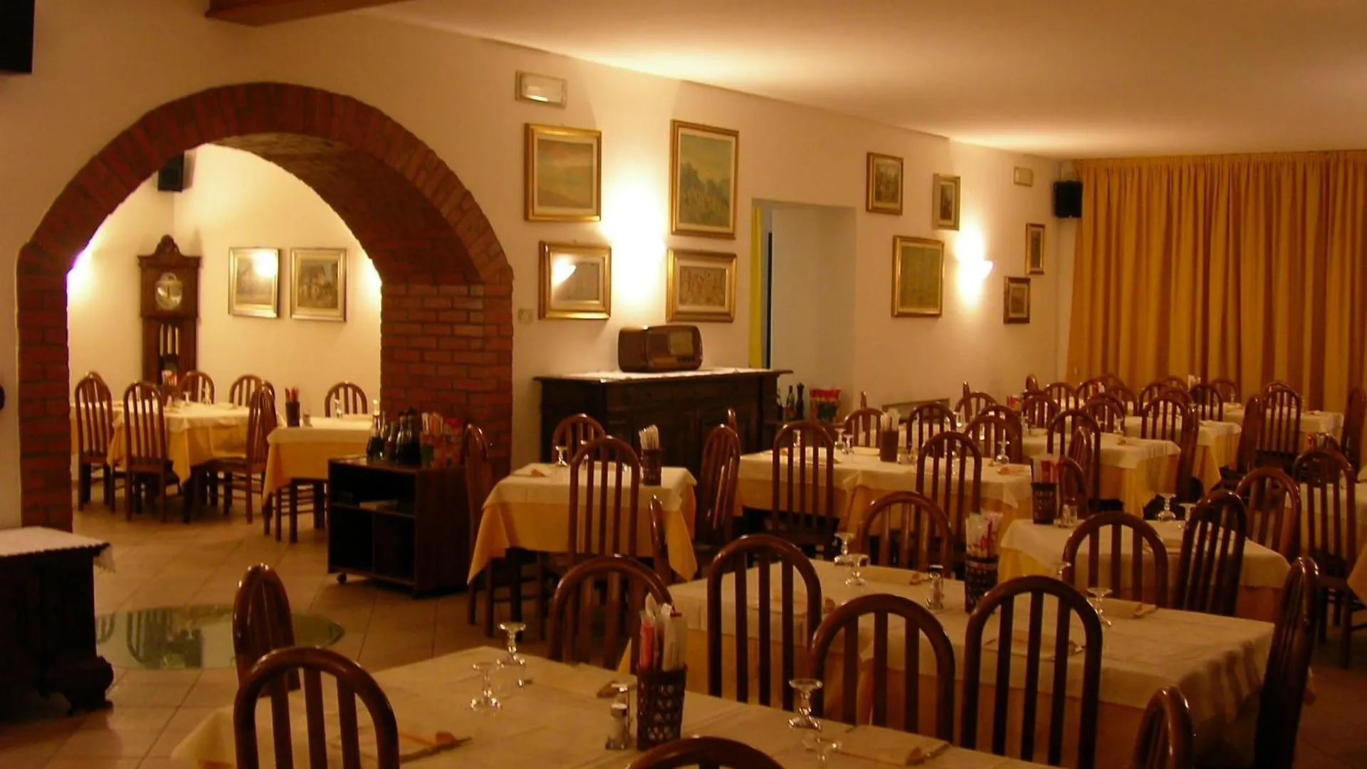 Hotel La Pergola Moniga del Garda