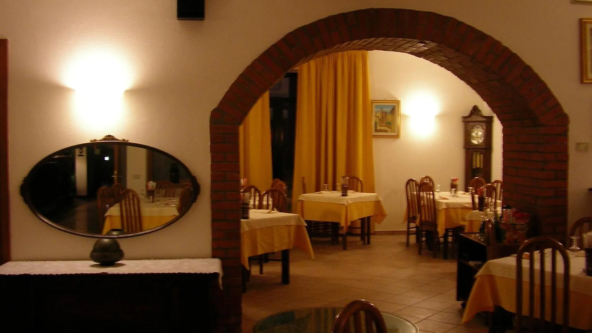 Hotel La Pergola Moniga del Garda