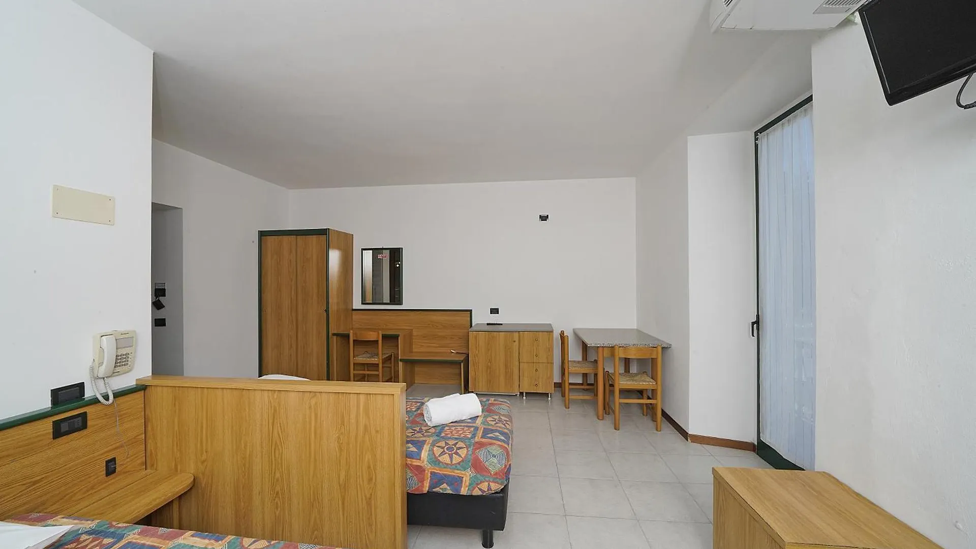 Hotel La Pergola Moniga del Garda 3*,