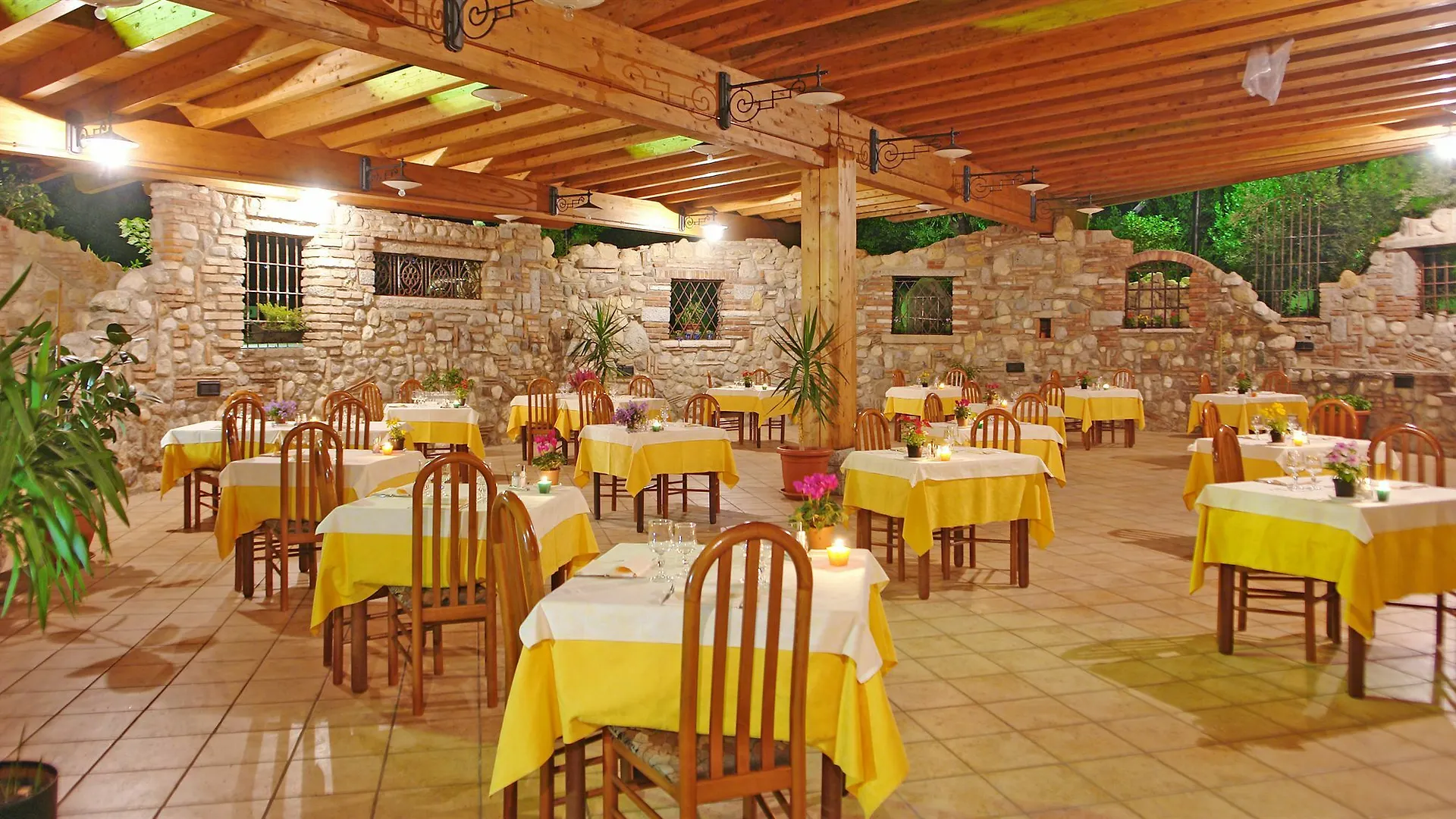 Hotel La Pergola Moniga del Garda